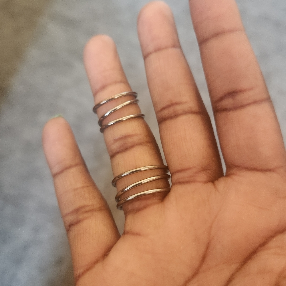 Bow Rope Ring Size 8 - Picture 2 of 3